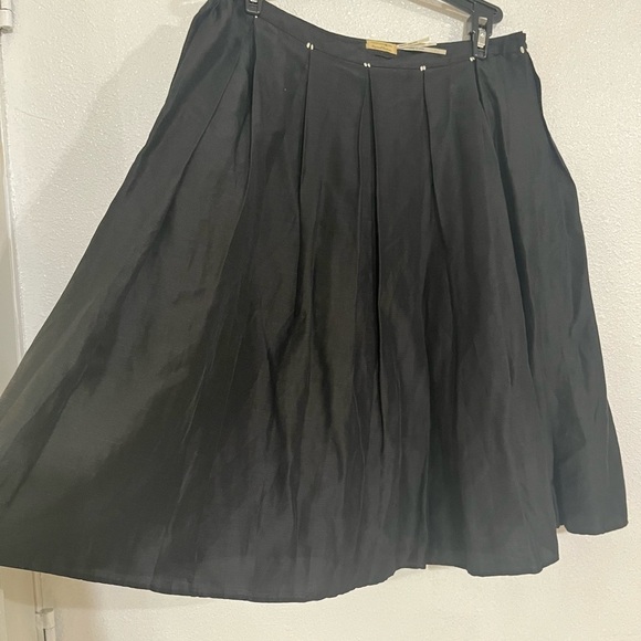 Black pleaded a line, max studio, special edition, silk linen blend skirt size 2 - Picture 3 of 5